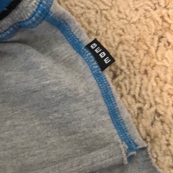 Shorts - Picture 3 of 4